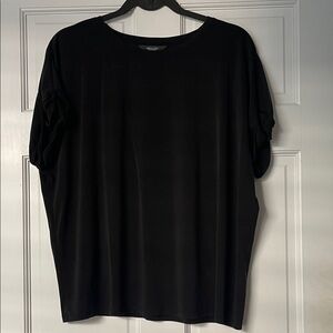 Simply Vera Vera Wang Classic Black Short Sleeve Modal Top
